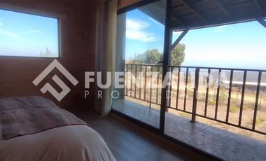 Casa en Venta en Condominio Rocas del Mar parcela 86