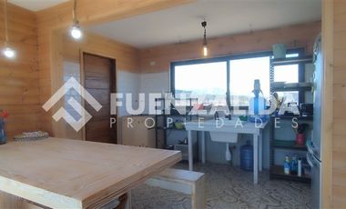 Casa en Venta en Condominio Rocas del Mar parcela 86