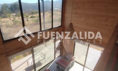 Casa en Venta en Condominio Rocas del Mar parcela 86