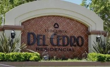 AMPLIA CASA EN VENTA EN FRACC QUINTA DEL CEDRO