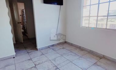 AMPLIA CASA EN VENTA EN FRACC QUINTA DEL CEDRO
