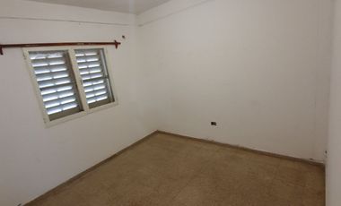 Departamento en alquiler de 3 dormitorios c/ cochera en Llaponagat