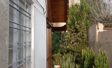Casa PH en alquiler en Quilmes Este