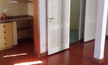 Casa PH en alquiler en Quilmes Este