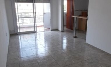 Departamento en alquiler en Florencio Varela Este