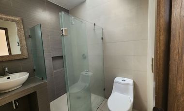 VENTA DE CASA EN  METEPEC  4 RECAMARAS 3 BAÑOS