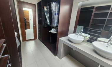 VENTA DE CASA EN  METEPEC  4 RECAMARAS 3 BAÑOS