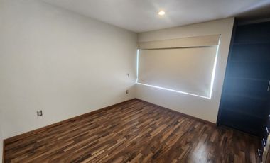 VENTA DE CASA EN  METEPEC  4 RECAMARAS 3 BAÑOS