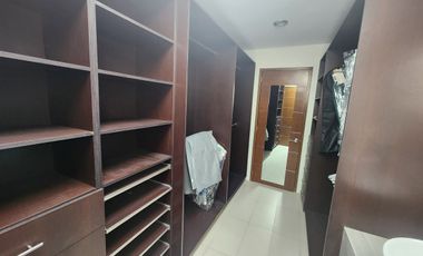 VENTA DE CASA EN  METEPEC  4 RECAMARAS 3 BAÑOS