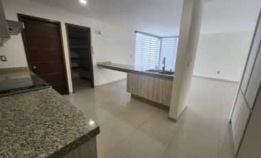 VENTA DE CASA EN  METEPEC  4 RECAMARAS 3 BAÑOS