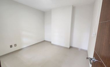 VENTA DE CASA EN  METEPEC  4 RECAMARAS 3 BAÑOS