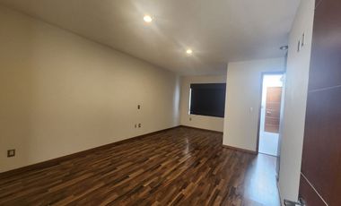 VENTA DE CASA EN  METEPEC  4 RECAMARAS 3 BAÑOS