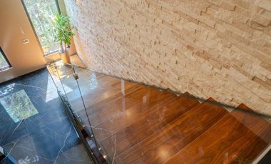 Venta de Residencia en Country Club Corregidora