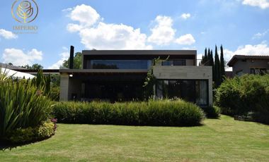 Venta de Residencia en Country Club Corregidora