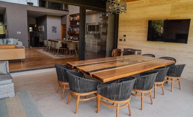 Venta de Residencia en Country Club Corregidora