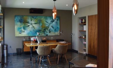 Venta de Residencia en Country Club Corregidora