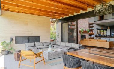 Venta de Residencia en Country Club Corregidora