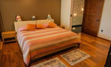 Venta de Residencia en Country Club Corregidora