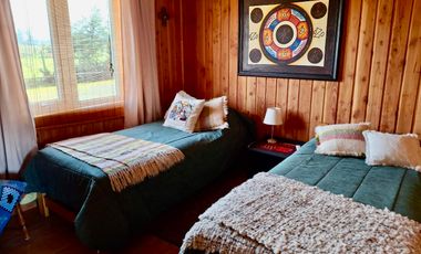 CASA DE 2 PISOS EN FRUTILLAR ALTO, VILLA ALEGRE