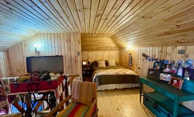 CASA DE 2 PISOS EN FRUTILLAR ALTO, VILLA ALEGRE