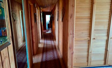 CASA DE 2 PISOS EN FRUTILLAR ALTO, VILLA ALEGRE