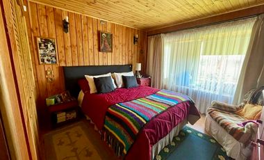 CASA DE 2 PISOS EN FRUTILLAR ALTO, VILLA ALEGRE