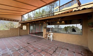 Tu nuevo hogar con encanto único en Vistas del Valle