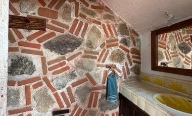 Tu nuevo hogar con encanto único en Vistas del Valle