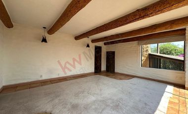 Tu nuevo hogar con encanto único en Vistas del Valle