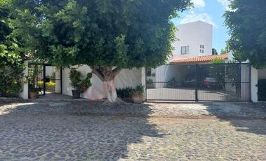 MAGNÍFICA CASA EN VENTA EN JURICA / QUERÉTARO, QRO.