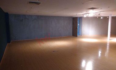 LOCAL EN RENTA PLANTA PRINCIPAL $152,662.13 + IVA + MTTO