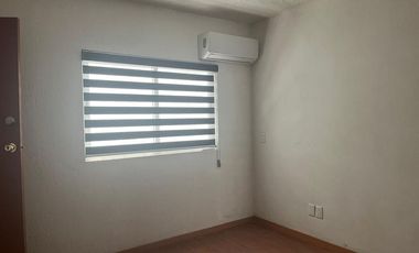 CASA DUPLEX  PARA OFICINAS