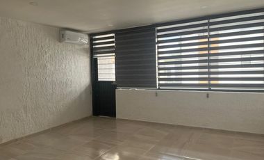 CASA DUPLEX  PARA OFICINAS