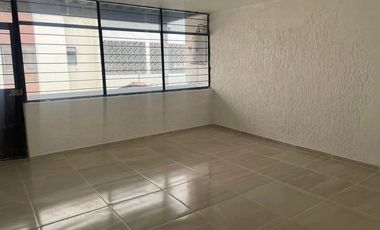 CASA DUPLEX  PARA OFICINAS