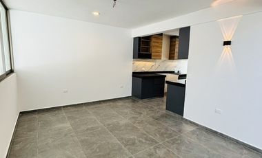 Casa en venta con roof garden y recámara en PB– Fracc. Santa María