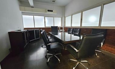 Galpon  con salon comercial y oficinas en Zona sur Rosario
