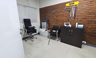 Galpon  con salon comercial y oficinas en Zona sur Rosario