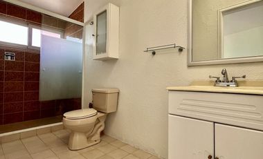 CASA CON JARDIN EN RENTA EN CONTADERO