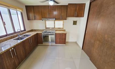 Casa · Residencial Arbolada · 2 Recámaras · Estudio · Huayacan