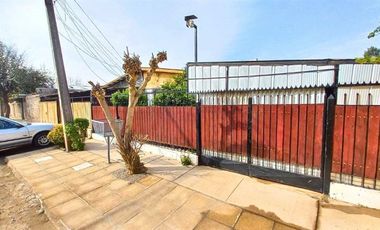 Casa en Venta en Pje. Eldin 5938