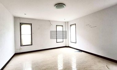 FOR SELL House Nakarin Thani  CX-121861