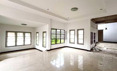 FOR SELL House Nakarin Thani  CX-121861