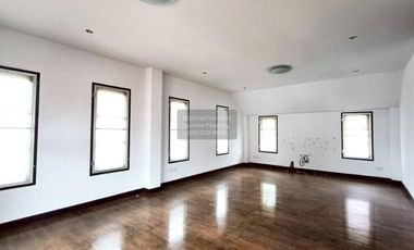 FOR SELL House Nakarin Thani  CX-121861