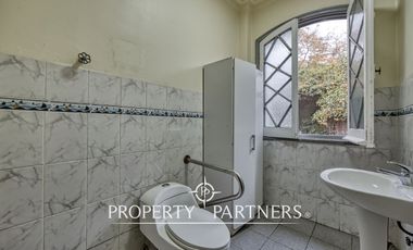 Estupenda oportunidad casa comercial en Ñuñoa.