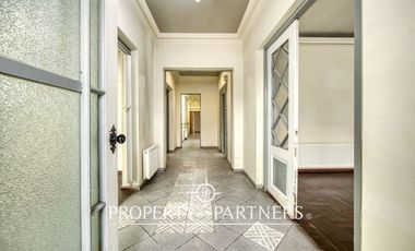 Estupenda oportunidad casa comercial en Ñuñoa.