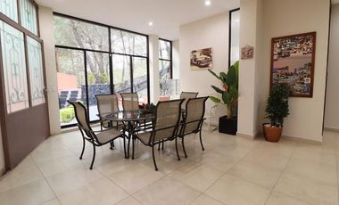 CASA EN VENTA EN MORELIA, CLUB DE GOLF DE GOLF ALTOZANO