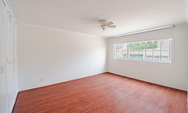 Venta de Casa Ubicada en Av de Las Flores