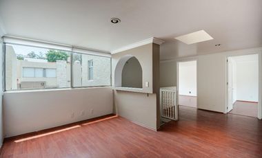 Venta de Casa Ubicada en Av de Las Flores