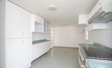 Venta de Casa Ubicada en Av de Las Flores