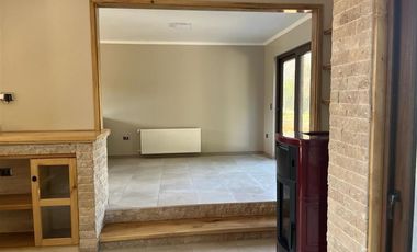 Casa en Arriendo en Condominio peumahuen